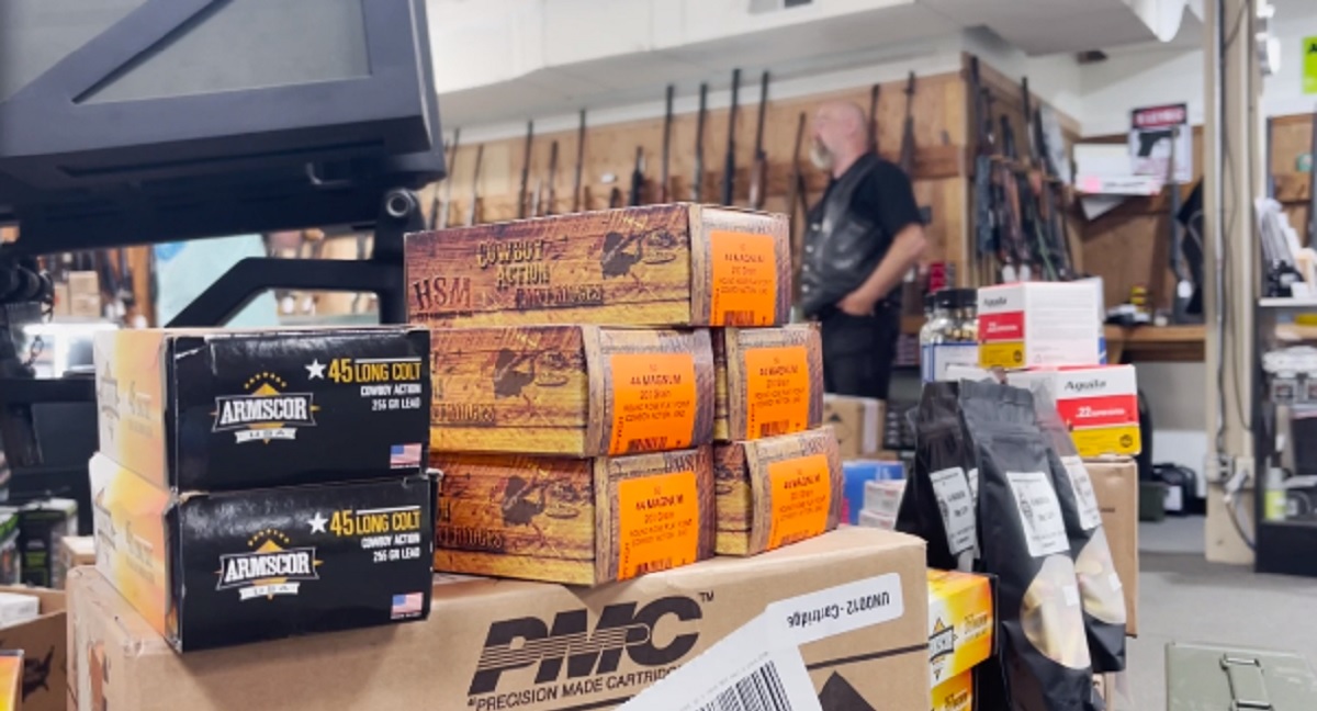 ‘Heavily Armed’ Agents from IRS, ATF Swoop in on Local Gun Shop