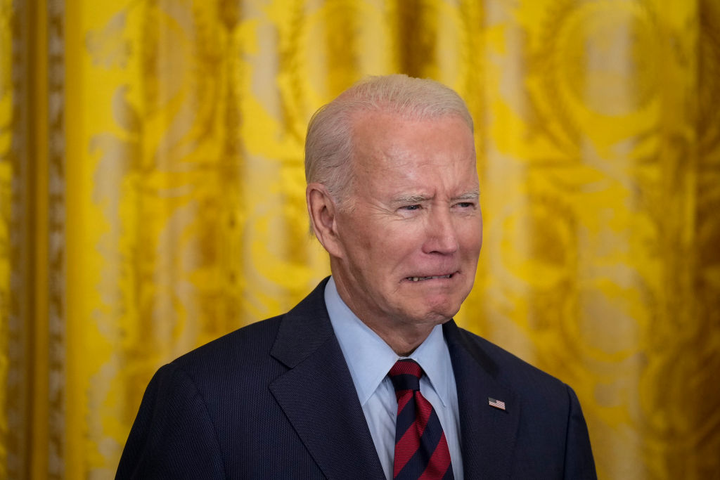 RFK Jr. Blasts Biden for Approving Deadly ‘War Crimes’ Weapon for Ukraine