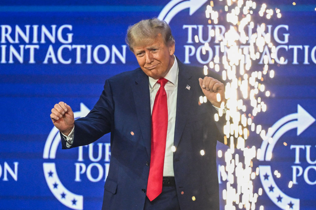 Trump Vows to Encourage Early Voting For 2024 Election
