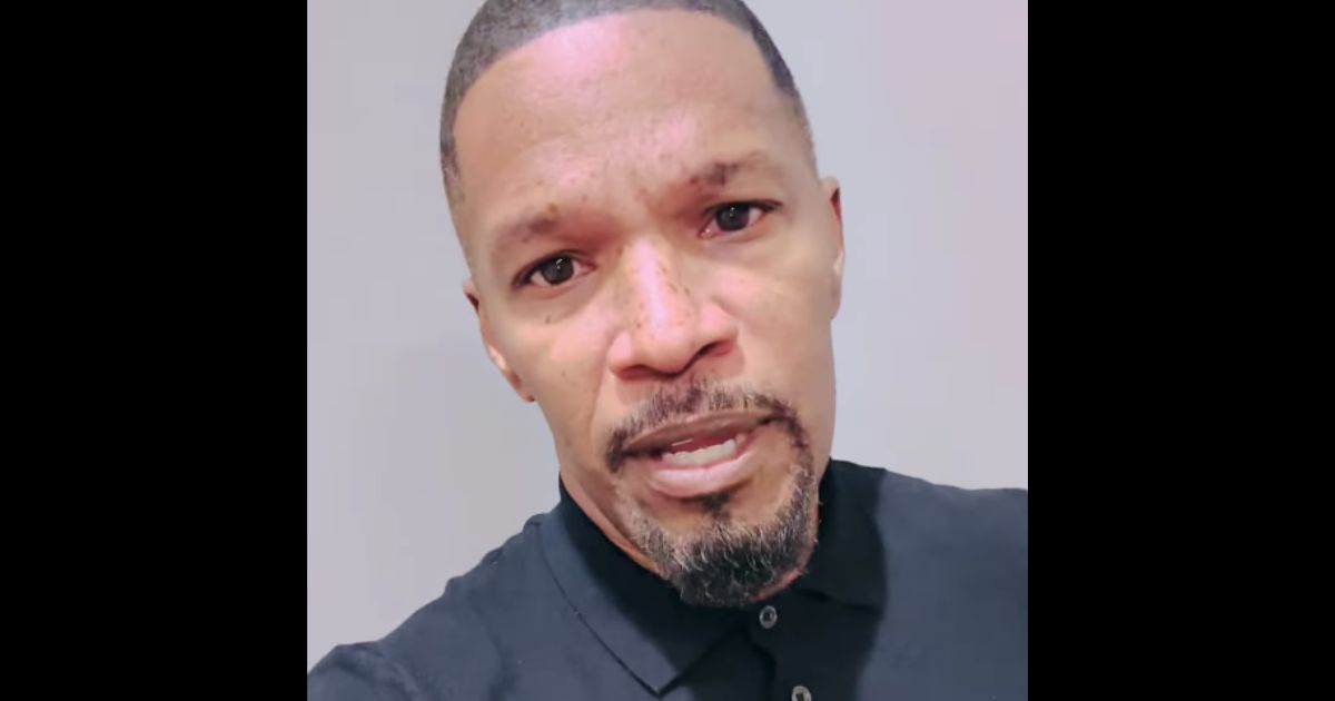 Jamie Foxx Breaks Silence on Health Scare Rumors, Reveals Difficult Emergency Hospitalization