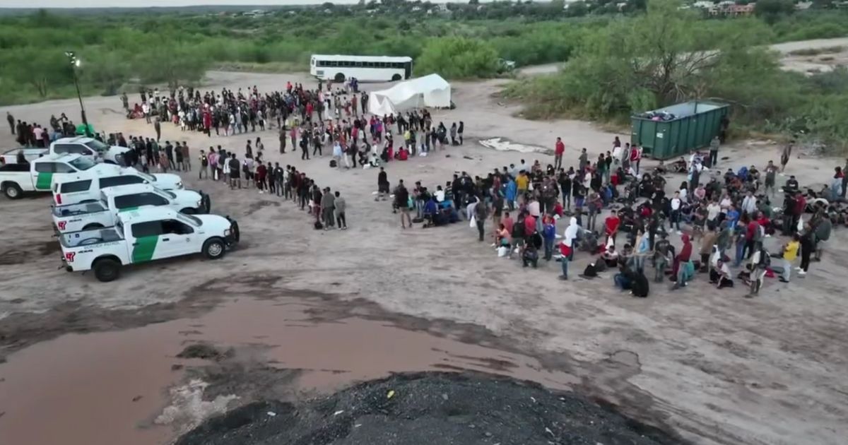 Top Border Reporter Reveals ‘One of the Largest Mass Illegal Crossings We Have Ever Seen’ Just Occurred