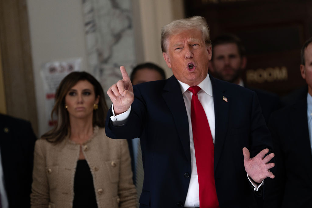 Judge Loses His Cool at Trump’s Legal Team, Pounds Table As He Exclaims ‘This Is Ridiculous’