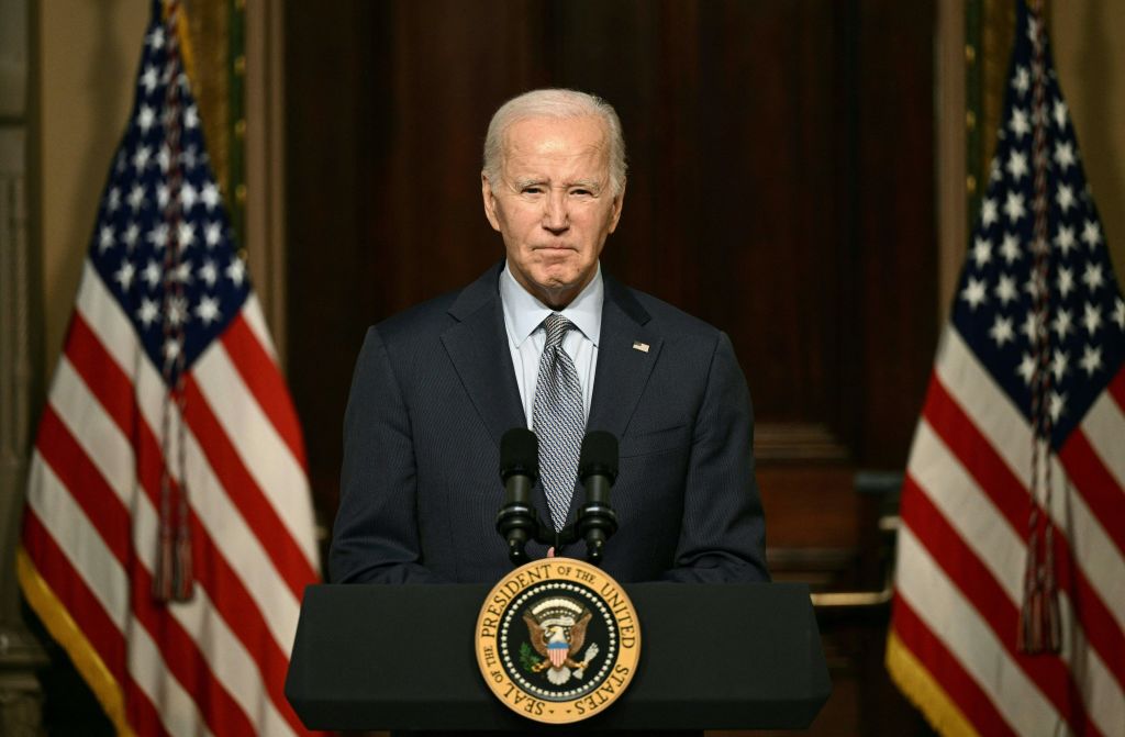 House Votes to Strike Down Biden’s ‘EV Mandate’ As 5 Democrats Side With Republicans