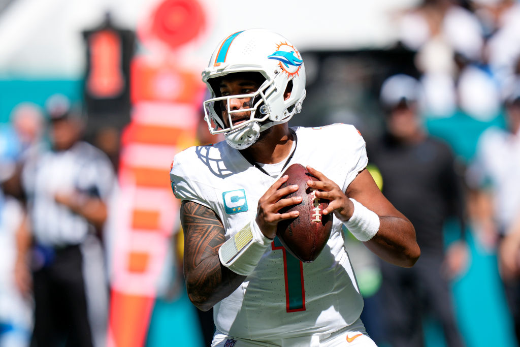 Miami Dolphins Star Boldly Proclaims ‘This World Needs Prayer’ As Attacks on Israel Continue