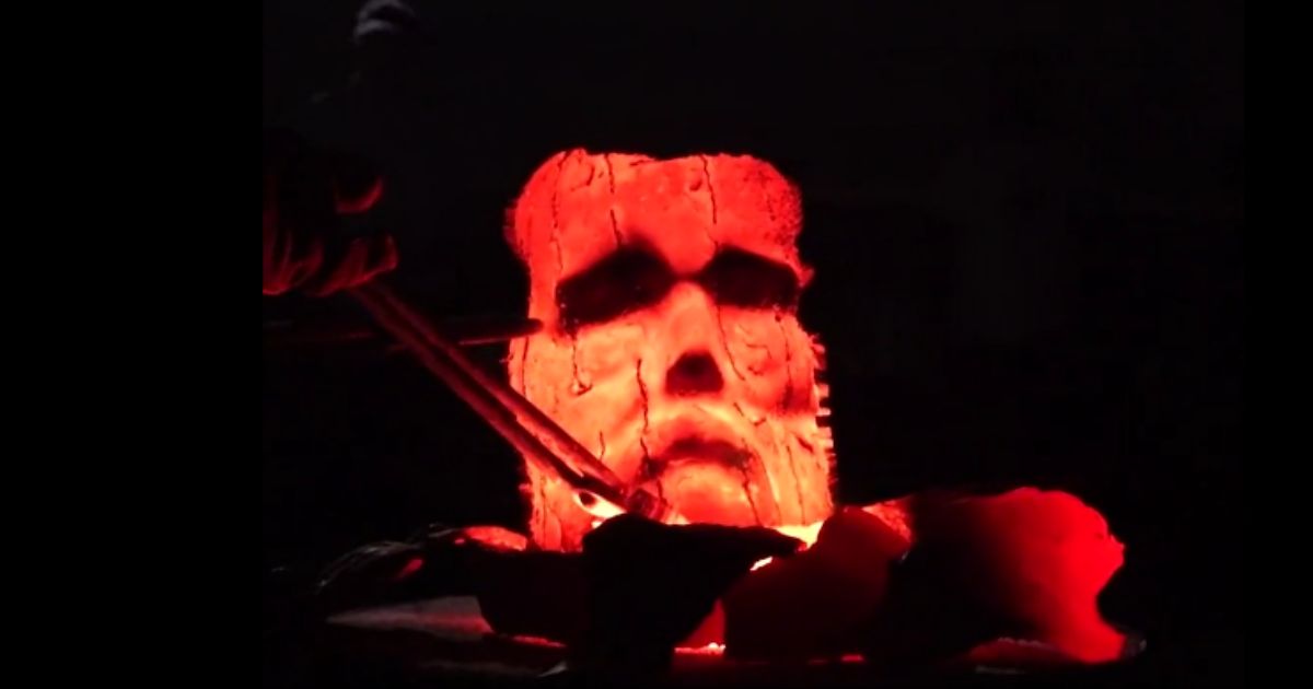 Museum Director Gloats As Robert E. Lee Statue Is Melted Down