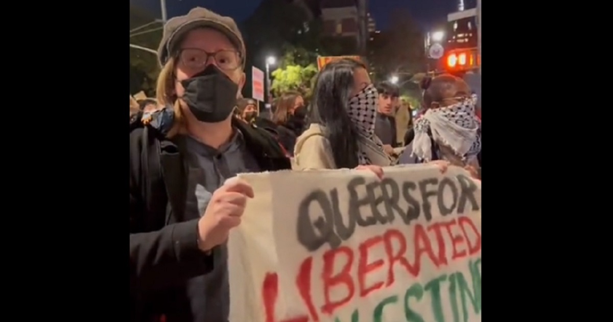 Large ‘Queers for Palestine’ Protest Hits NYC – Here’s the Official Punishment for Homosexuality in Gaza