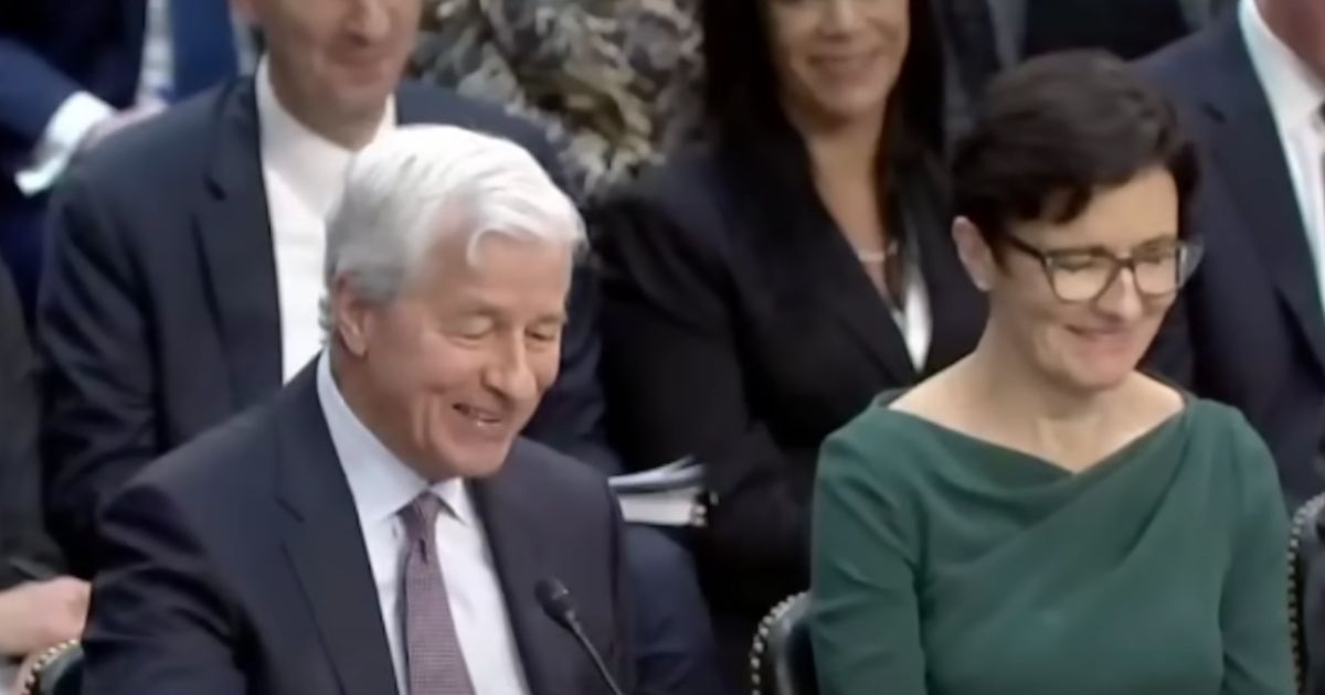 Bank CEO Can’t Help but Laugh When GOP Senator Cracks Alec Baldwin Joke During Hearing