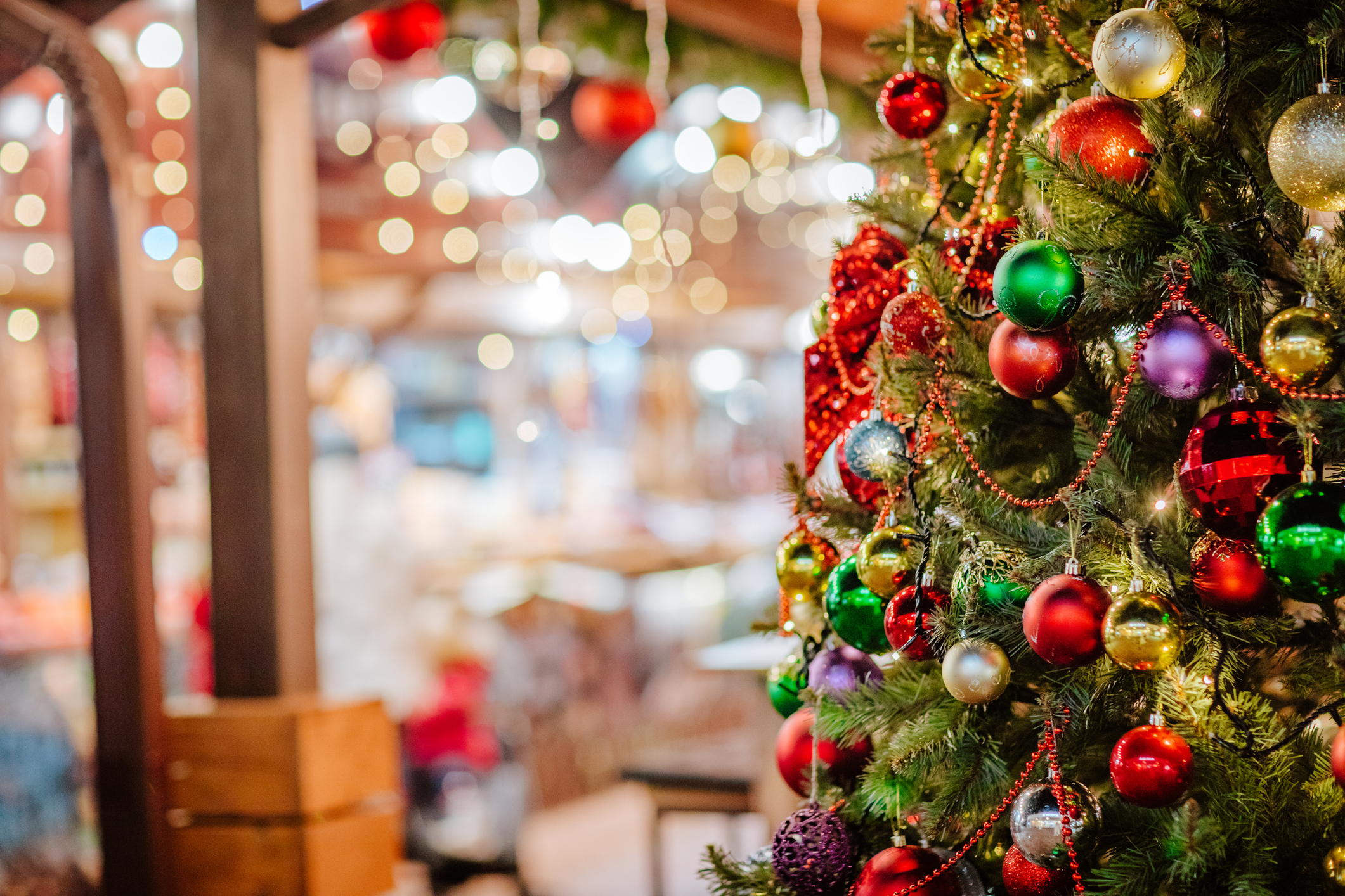 School District Goes Full ‘Grinch’ With Order Banning Christmas Decorations