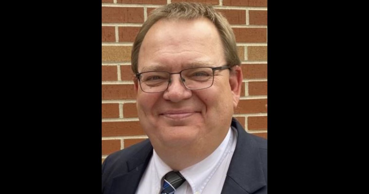 Iowa Principal Dies from Injuries Inflicted During Heroics at School Shooting: ‘He Fought Hard’