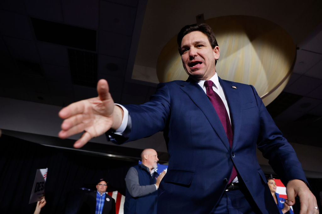 Conservatives Call for DeSantis and Haley to Drop Out of the 2024 Presidential Race