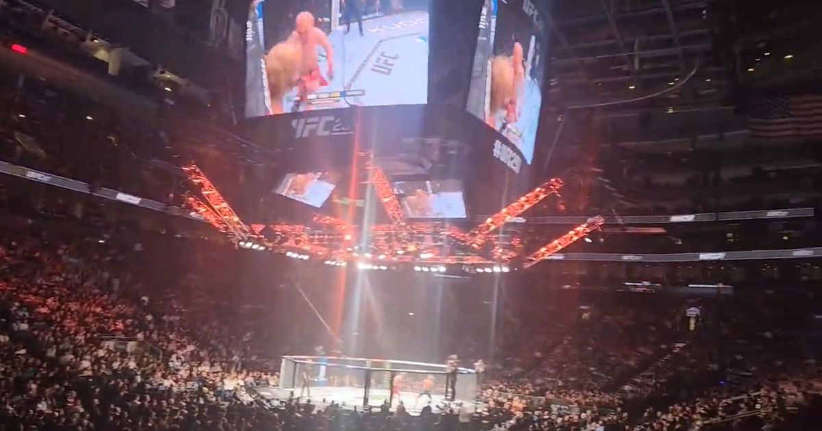 Watch: Fierce Anti-Trudeau Chant Breaks Out Live on Air During UFC Event in Canada