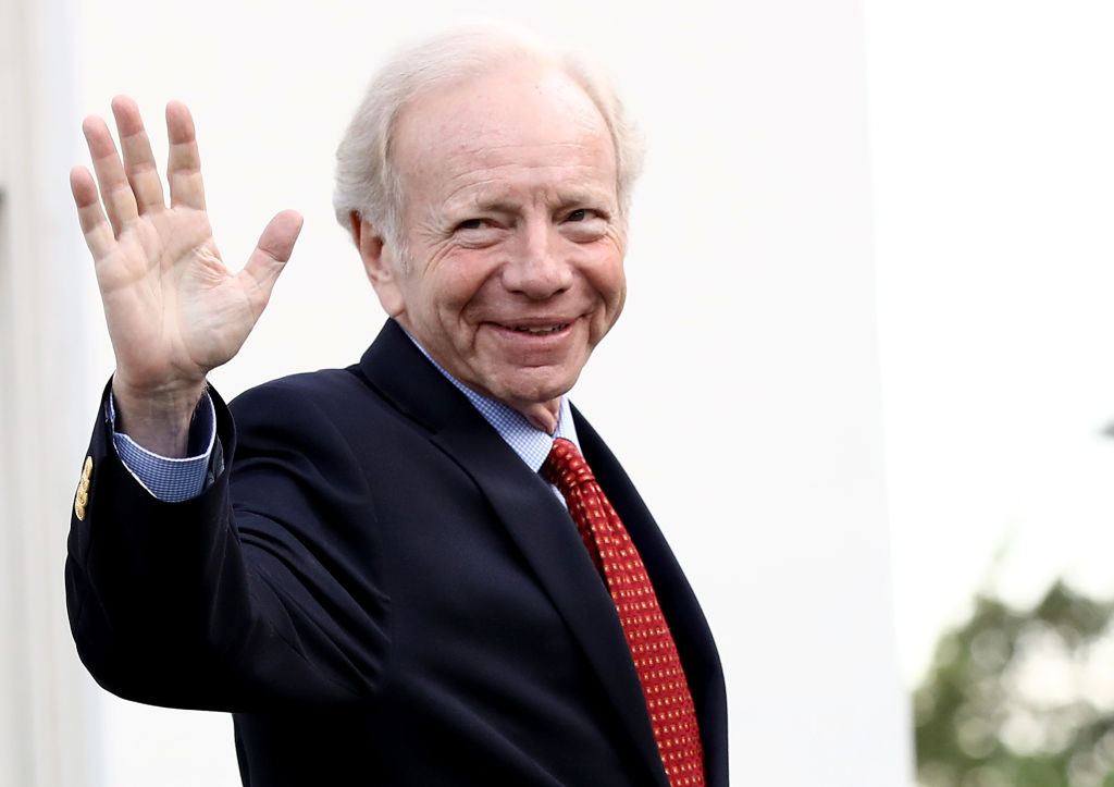 Former US Senator and VP Candidate Joe Lieberman Dies at Age 82