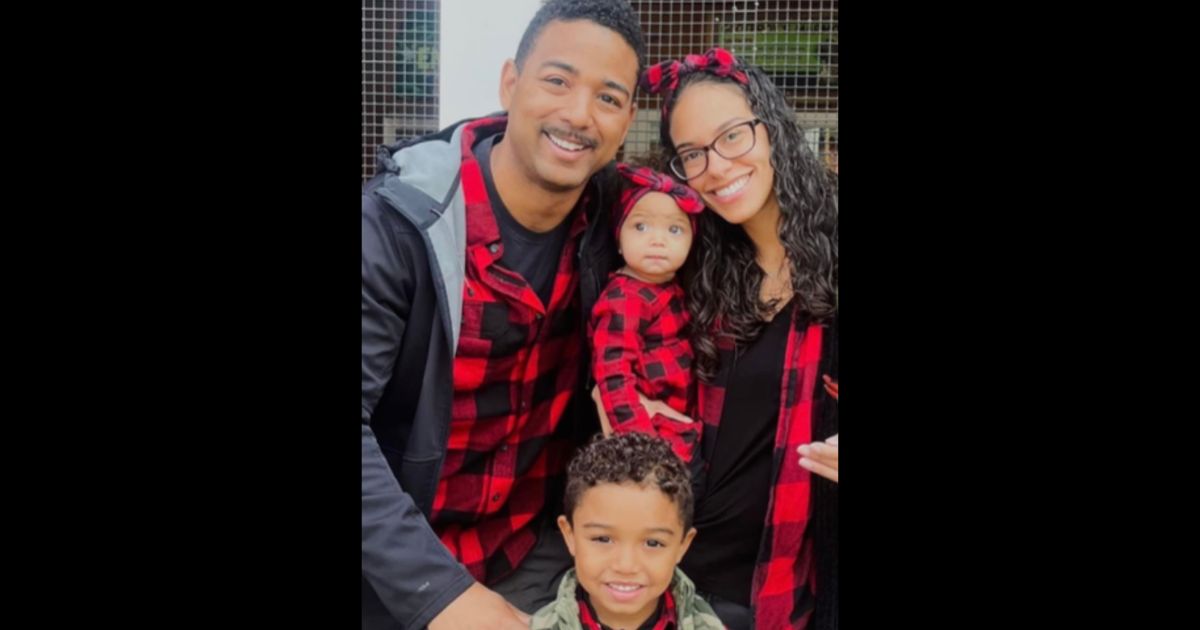 NYC Firefighter Dies of Heart Attack After Being Cut to Help Pay for Migrants, Leaving Family in Bad Condition