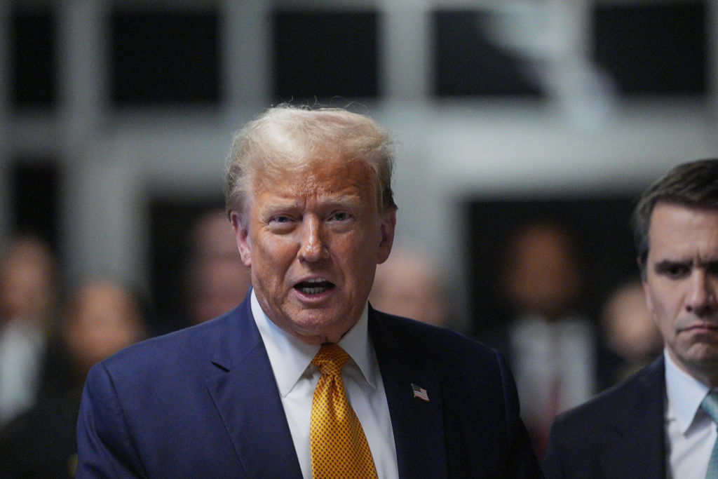Onlookers Paying Big Money for Chance to Sit in Trump Trial 