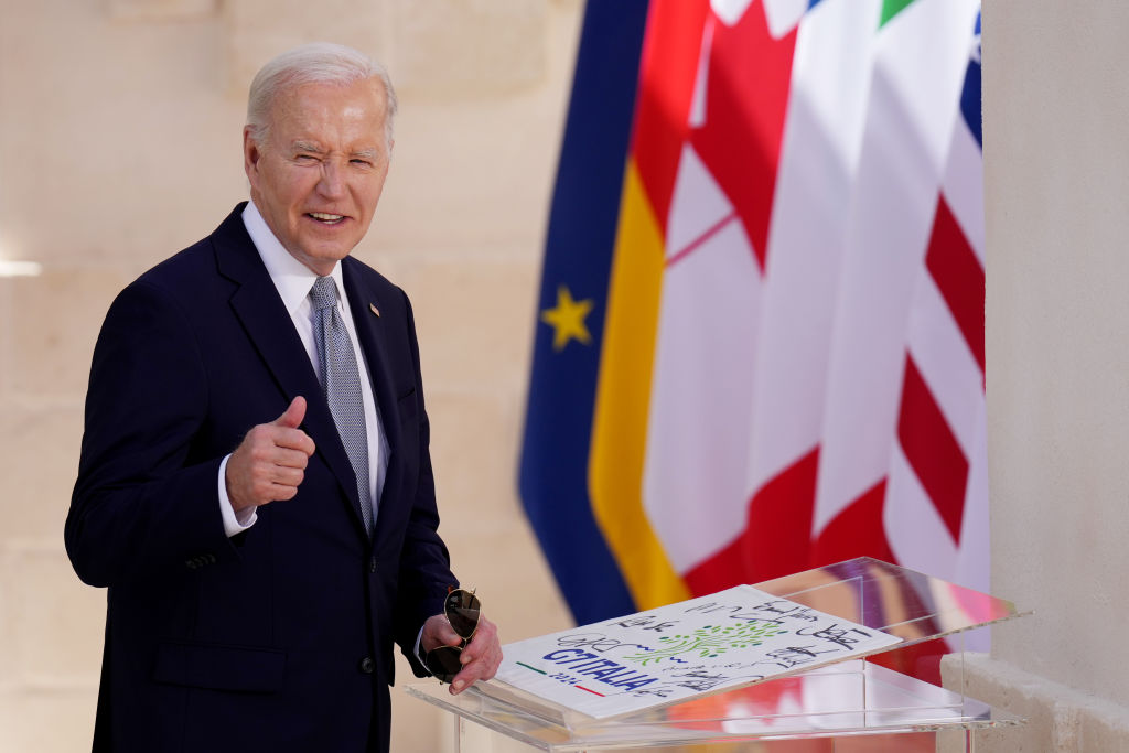 Biden Unveils Plans to Give 500k Illegal Immigrants Legal Status