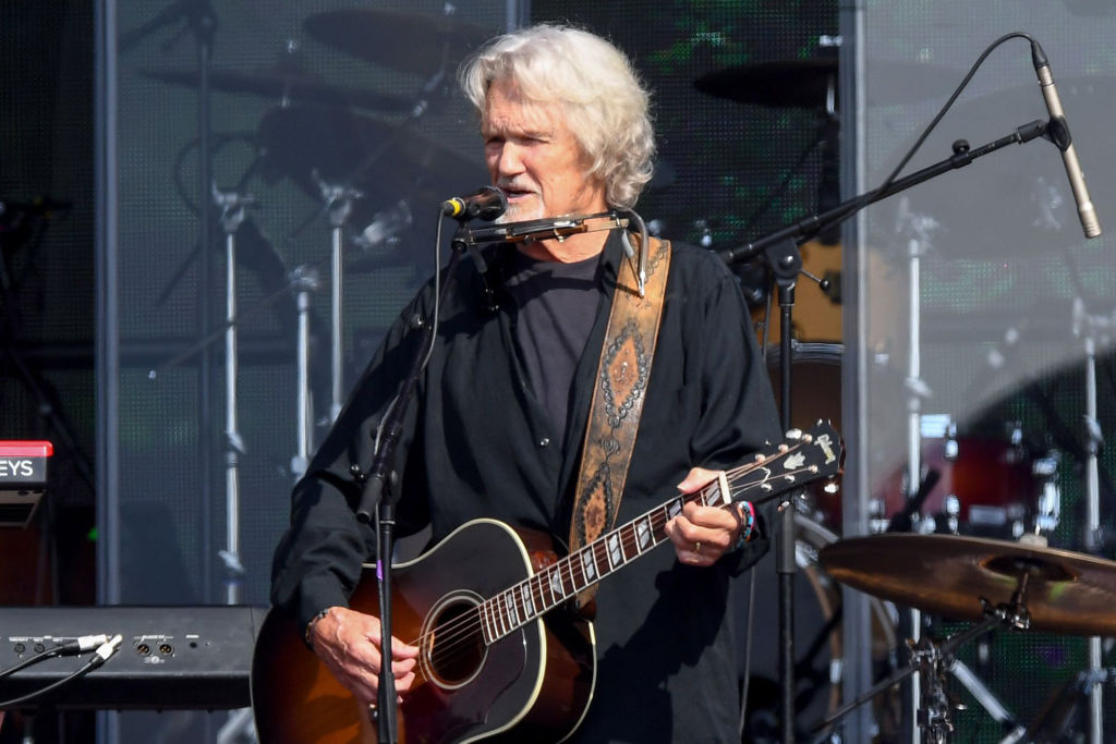 Country Music Star, Actor Kris Kristofferson Dies at 88