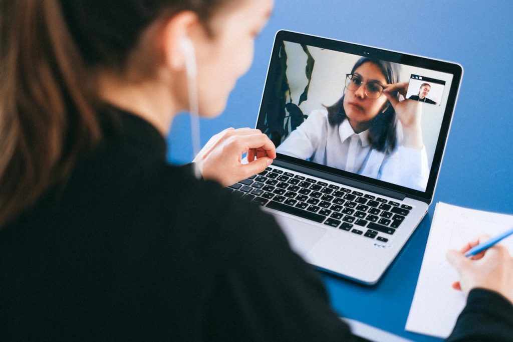 Virtual Backgrounds On Video Calls Impact Fatigue Levels, Study Finds

