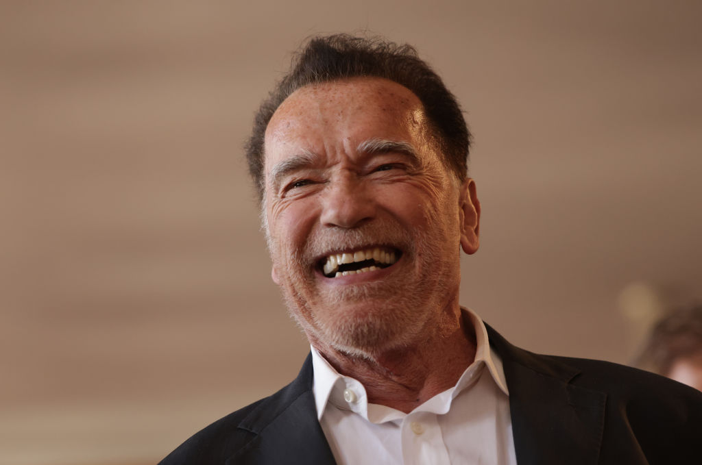 Republican Schwarzenegger Endorses Harris for President