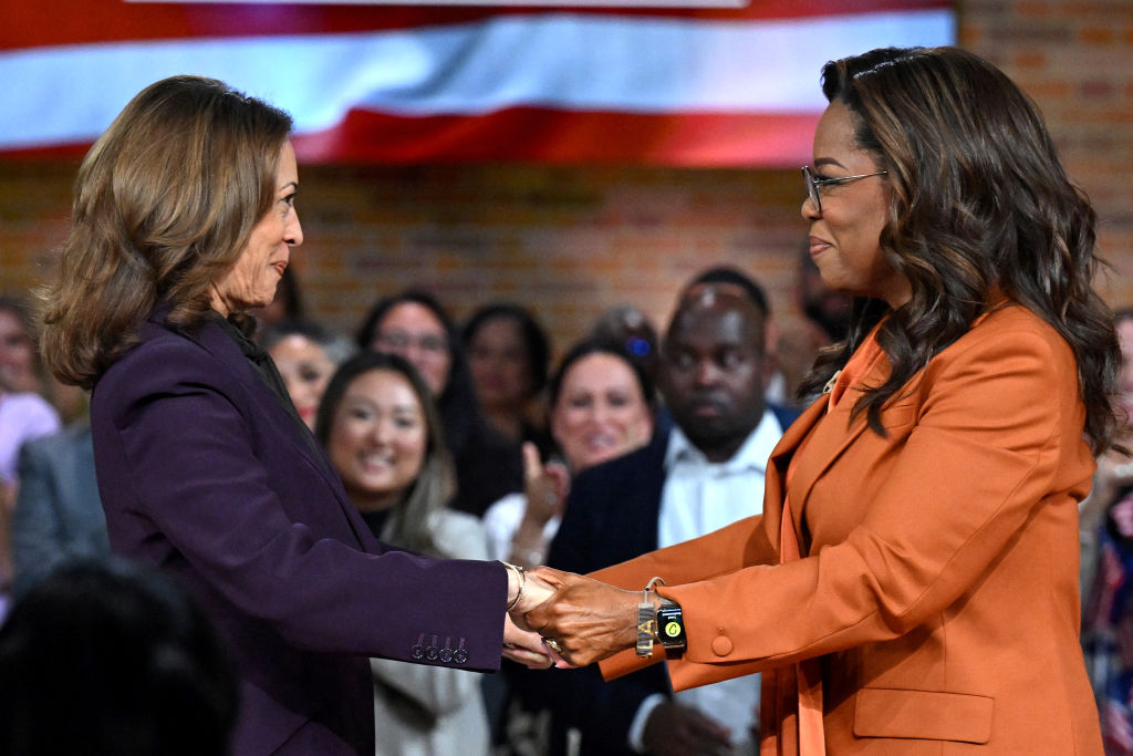 Oprah Winfrey Confronted by Reporter, Denies Receiving ‘Personal Fee’ by Harris Campaign