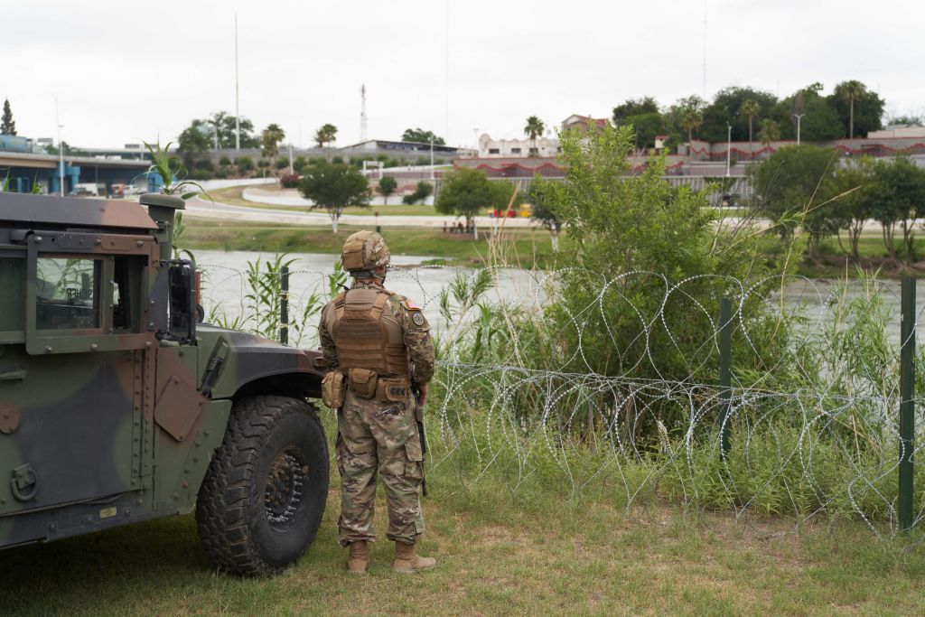 US Military Preparing to Send 1,000 Troops to Southern Border