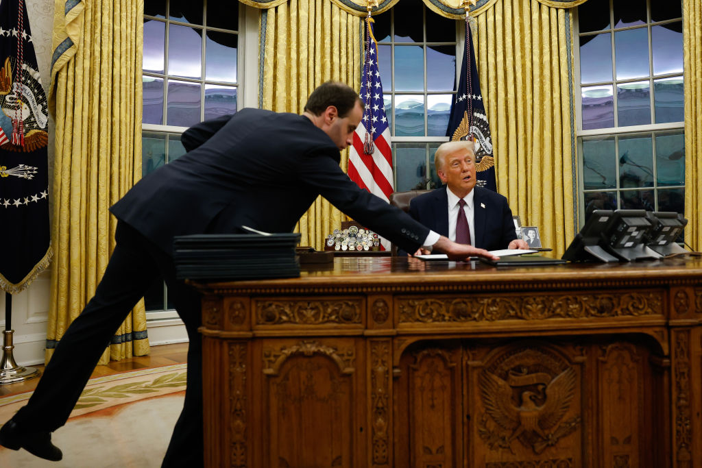 Trump Signs Executive Order To Declassify JFK, RFK, MLK Assassinations