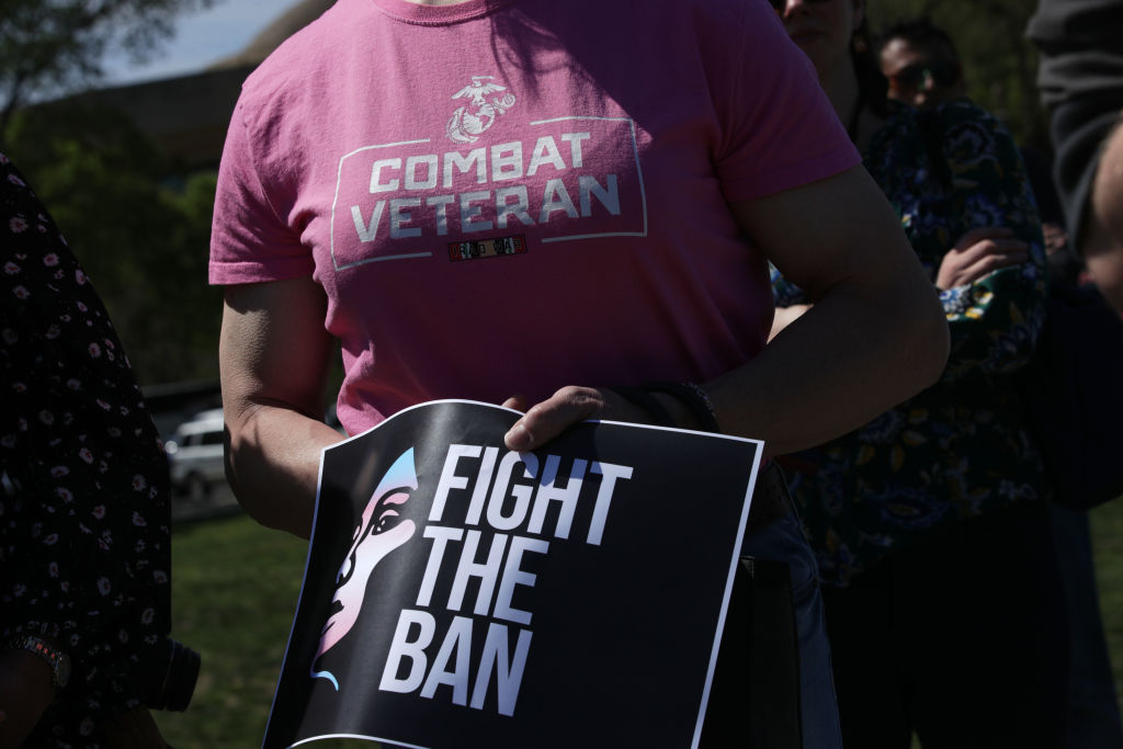 Pentagon to Begin Removing Transgender Troops, Memo Says