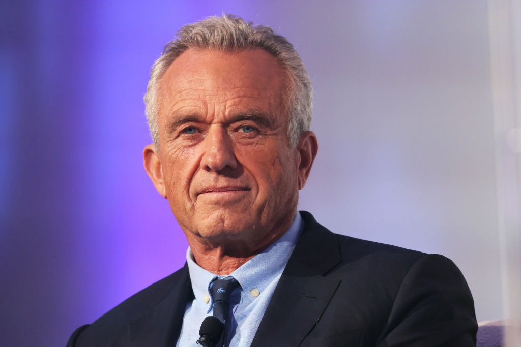 RFK Jr Clears 1st Hurdle as He Vies for HHS Head
