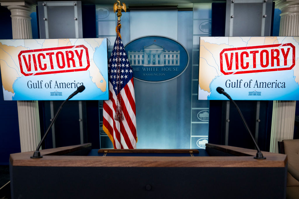 Judge Rules In AP’s Favor Over White House Access