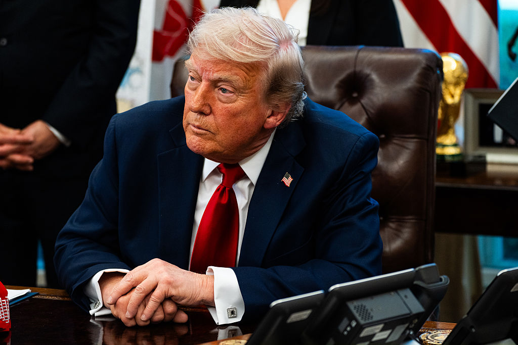 Trump Says He Would Sign Bill to Ban Congressional Stock Trading