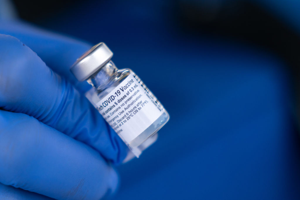 HHS to Stop Recommending COVID Shots for Children and Pregnant Women: Report