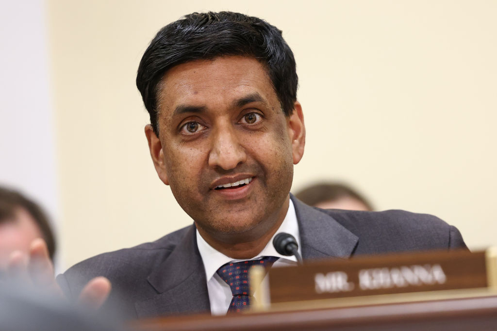 Dem Tells Colleagues to ‘Be Honest’ About ‘Mistake’ With Joe Biden