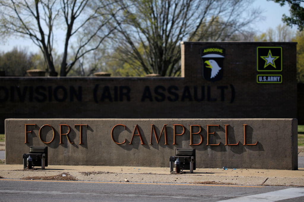 Helicopter Training at Fort Campbell Leaves 1 Solider Dead and Another Injured
