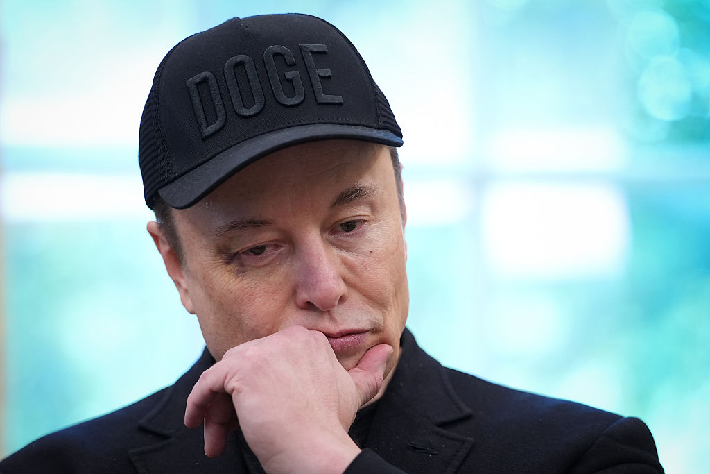 Elon Musk Quietly Backs Away From Funding Third Party: Report