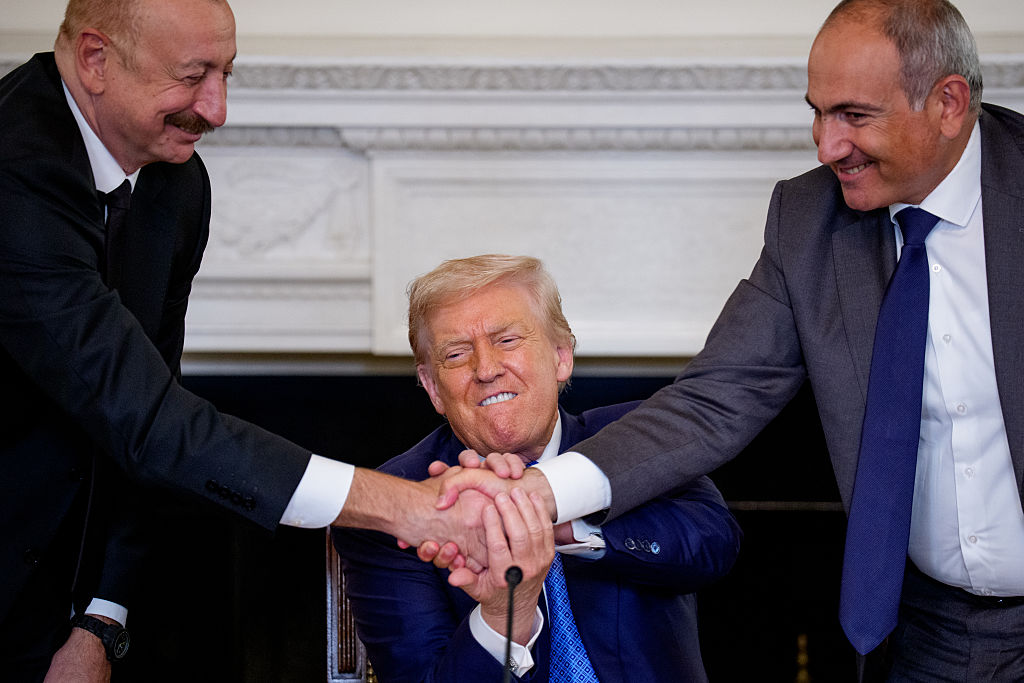 Trump Fosters Peace Deal Between Armenia and Azerbaijan Leaders