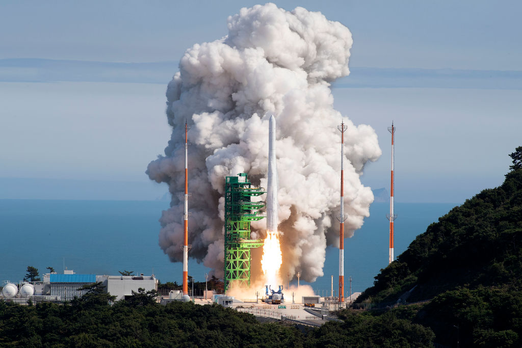 South Korea Sends Its Largest Satellite Yet into Orbit in Major Step for National Space Program