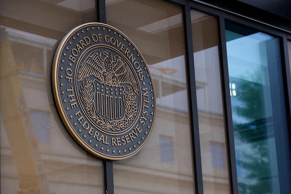 Fed Unveils New Oversight Playbook, Triggering Sharp Clash Among Top Regulators