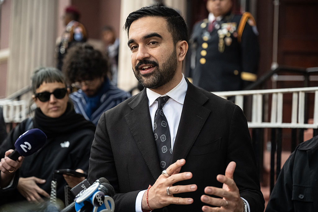 Zohran Mamdani Downplays Obama Snub Ahead of NYC Mayoral Election