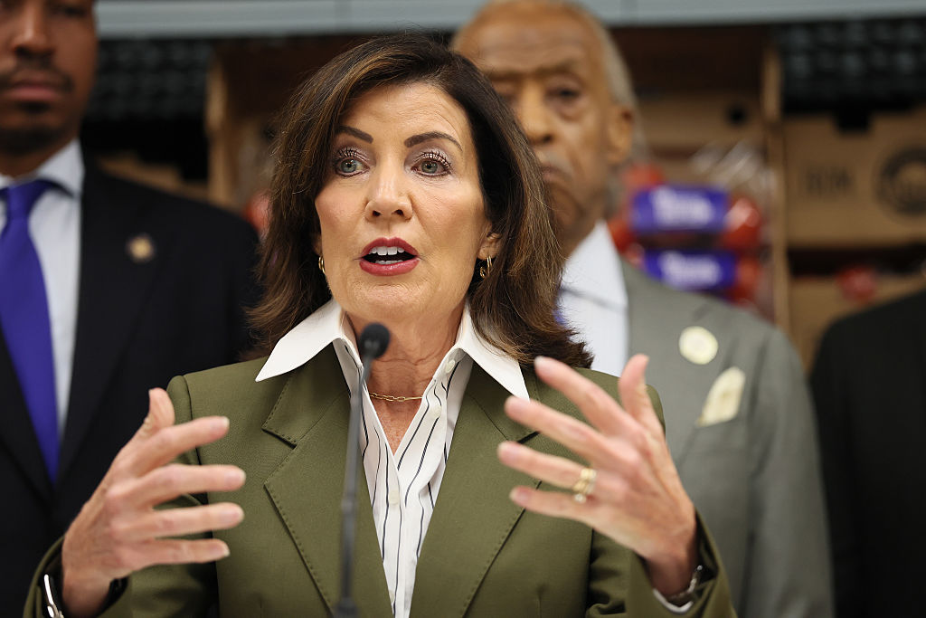 Hochul Raises Concerns Over NYC Mayor-Elect’s Free Bus Plan