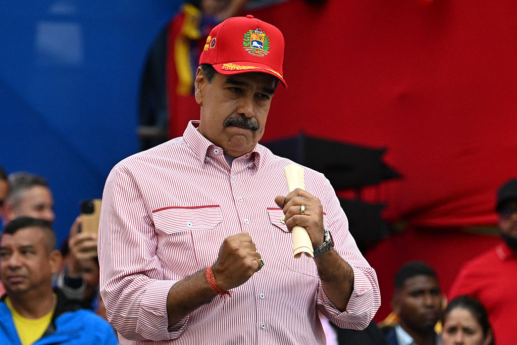 US Flights Returning Migrants to Venezuela Will Continue Despite Trump Warning