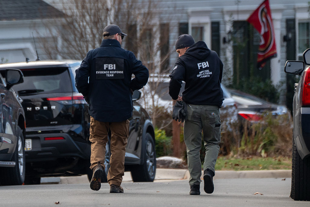 Sources: DC Pipe Bomb Suspect Told FBI 2020 Election was Stolen