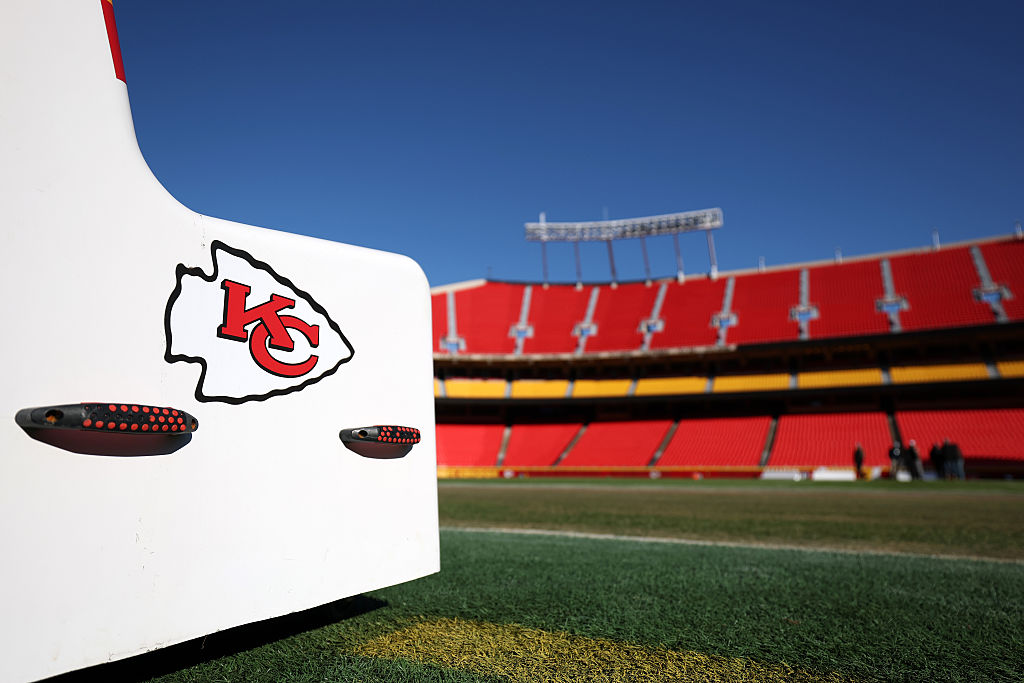 Chiefs Set to Leave Missouri For Kansas in $4B Stadium Deal