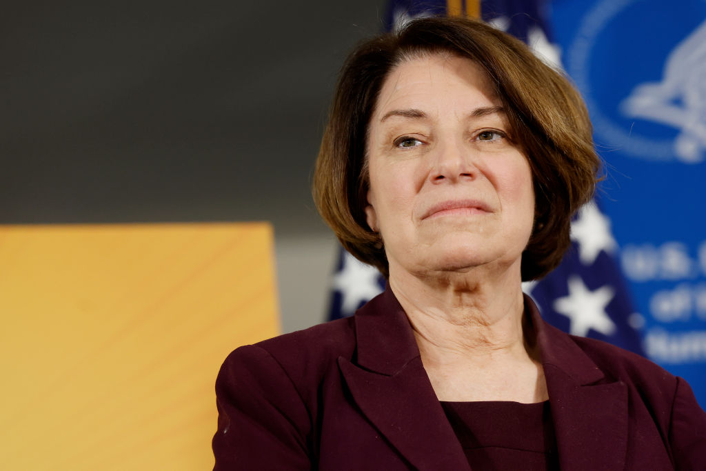 Klobuchar Announces Bid For Minnesota Governor