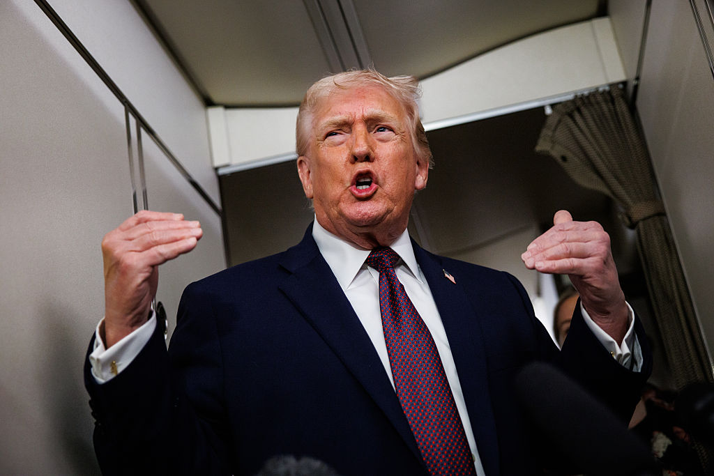 Trump Slaps 25% Tariff on Countries Doing Business With Iran