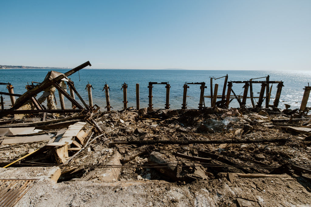 Palisades Fire Lawsuit Advances, City and State Could Face Billions in Liability