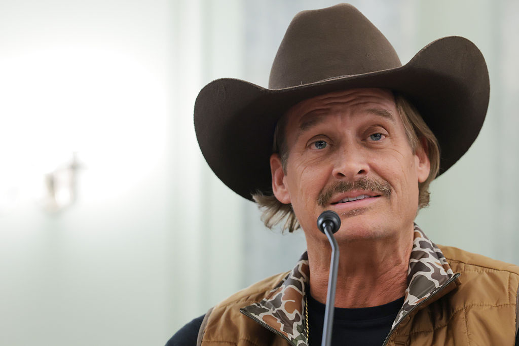 Are You Kidding? Army Investigating Helicopter Hovering By Kid Rock’s House
