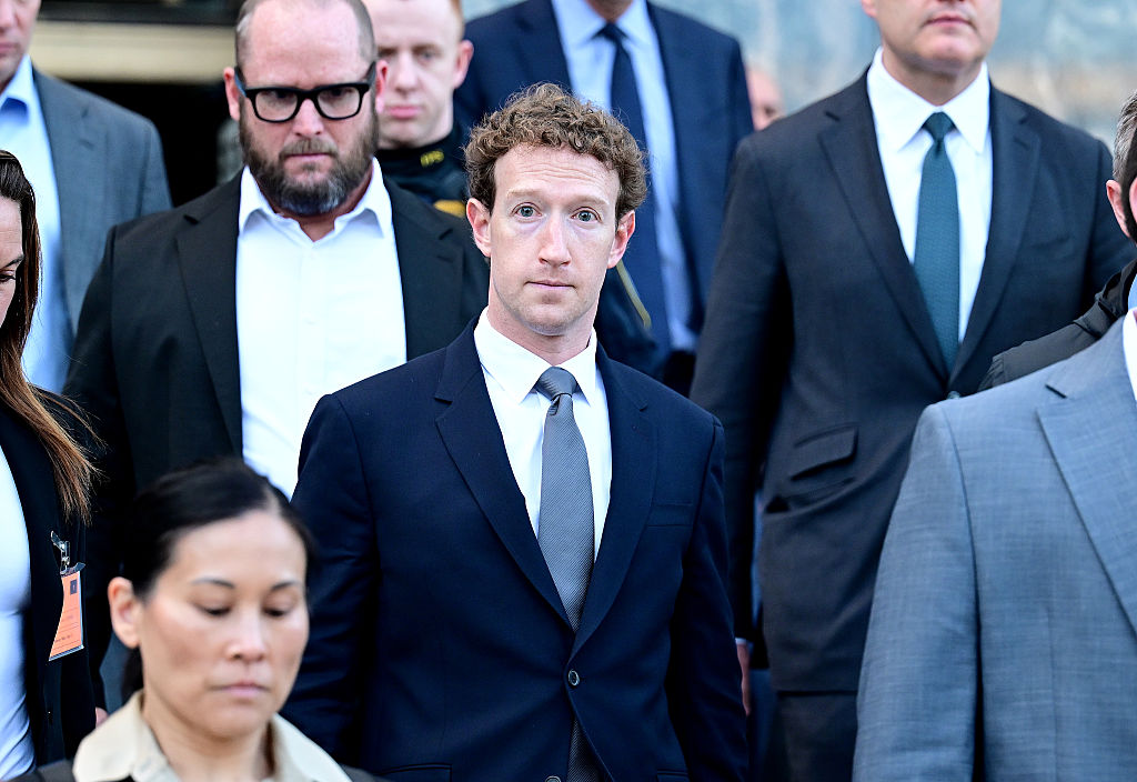 Zuckerberg Snags $170 Million Miami Waterfront Mansion