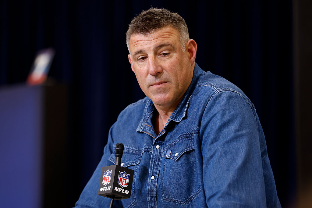 Patriots Coach Addresses Controversy as NFL Reporter Steps Down