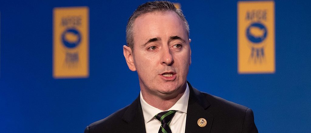 18 Republicans Join With Democrats To Send Ukraine Billions More Taxpayer Dollars