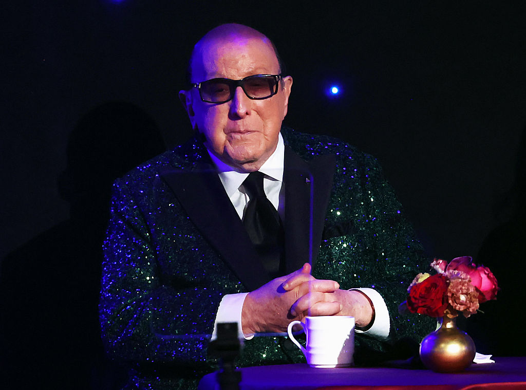 Music Producer Clive Davis Dies at 94