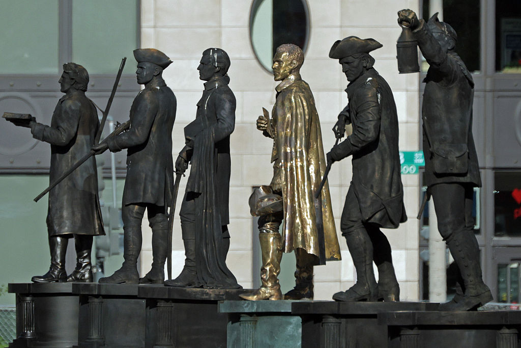 Revolutionary War Figures Arrive At Freedom Plaza